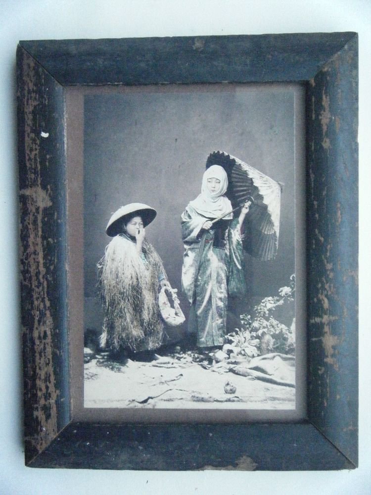 Original Old Hand Colour Photograph Beautiful Photo in Old Wooden Frame #2675