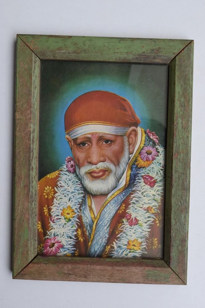 Sai Baba Collectible Rare Old Religious Print in Old Wooden Frame India #3263
