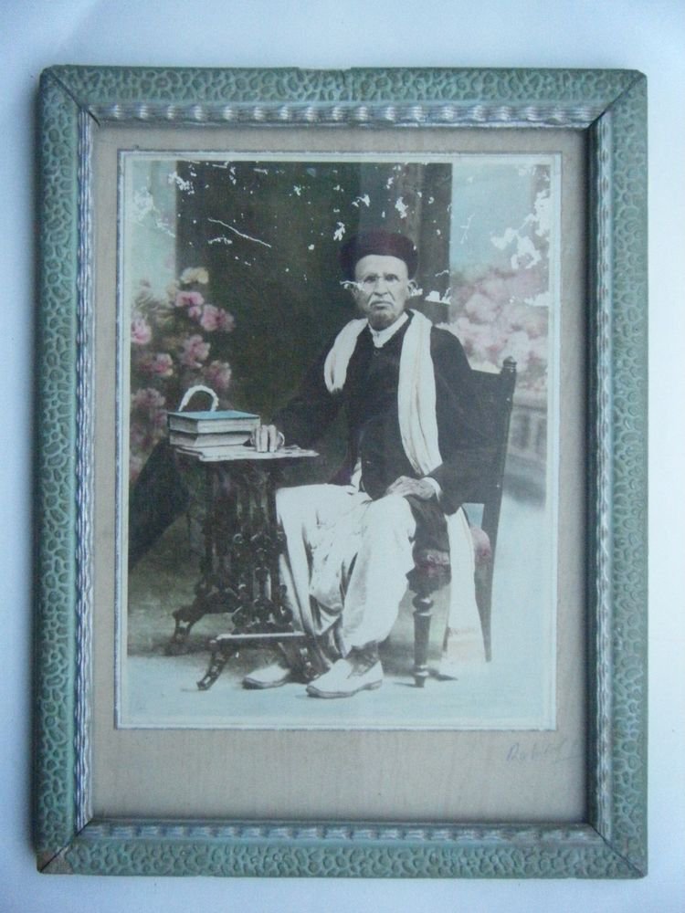 Original Old Hand Colour Photograph Beautiful Photo in Old Wooden Frame #2676