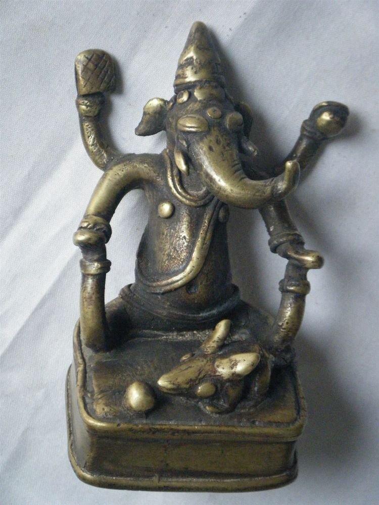 Antique Hindu God GANESHA Traditional Indian Statue Brass Elephant God Rare #237