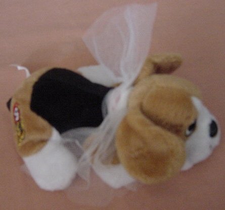 Pound Puppies Hound Dog Beanie Stuffed Plush 6"
