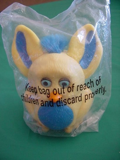 Burger King Furby Eyes Ears Move Yellow & Blue MIP