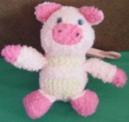 Caboodles Mini Pink Pig Clippy Clip Stuffed Plush 4"