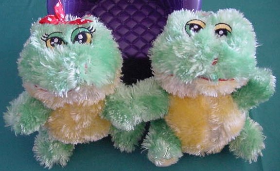 DanDee Kissing Talking I Love You Frog Pair Stuffed Plush 5.5"