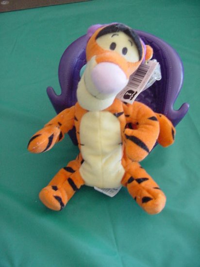 Winnie Pooh Wake Up Tigger Stuffed Plush Beanie 7"