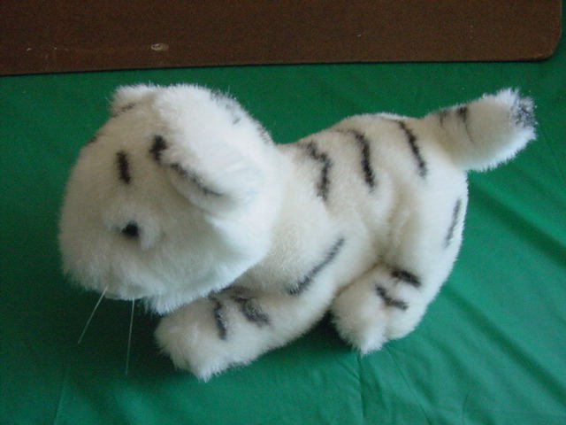 Westcliff Collection White Tiger Stuffed Plush 7"