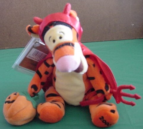 Tigger Halloween Devil Beanie Stuffed Plush 7" 2000 Tag