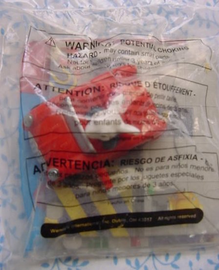 Wendy's Stuart Little 2 Red Wind Up Car & Road Card MIP