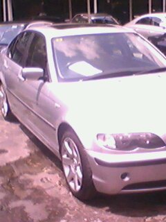 BMW325 E46