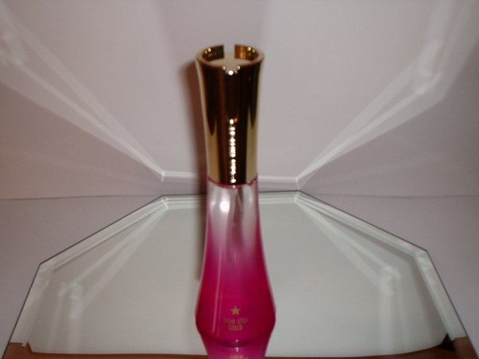 Tommy Hilfiger True Star Gold 2.5oz./75ml. Perfume by Beyonce