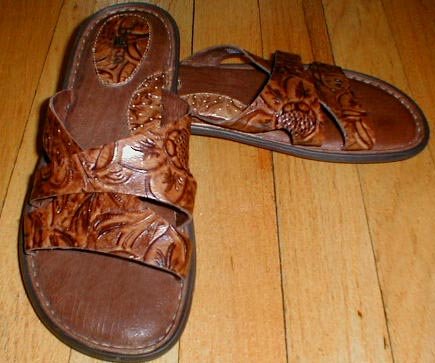 BORN 2 Strap Sandal Brown Leather Size Ladies 7 EUR 38 NEW --MAKE AN OFFER!!