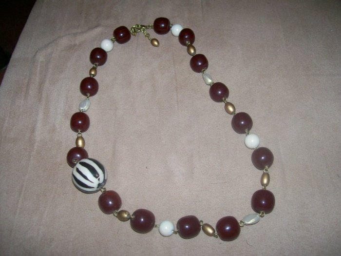 Dark beaded Necklace