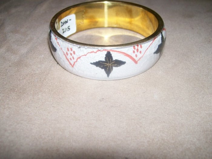 White Design Print Bracelet