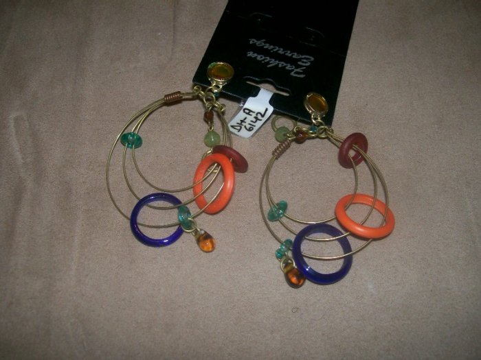 Multicolored hoop bead bracelet