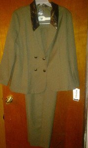 Helene v pretty pants suit for women size 16 newt chest 46" waist 42" hip