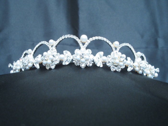 *Sale* Swarovski Rhinestone & Pearl Dome Tiara