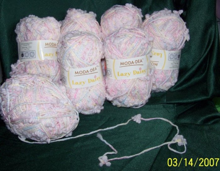 moda-dea lazy daisy yarn