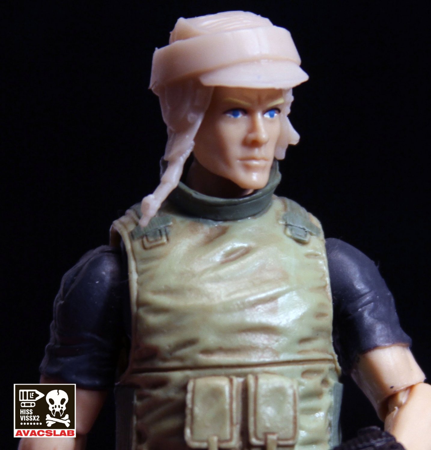 Scouter Helmet (Tan)