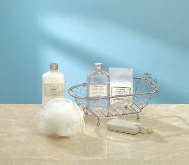 Gift Set In Decorative Bath Tub - MM34186