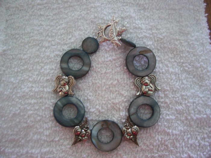 Black Shell Angel Bracelet - TTbs
