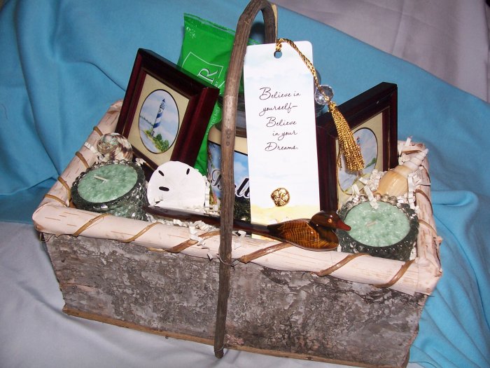 Seaside Resort Gift Basket - GSsrb