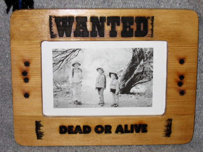 Wanted Frame - CNSwf