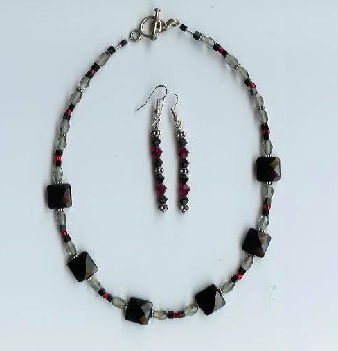 Black Quartz Necklace & Earring Set - EAnes