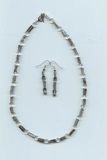 Clear Crystal Necklace/Earring Set - EAcc