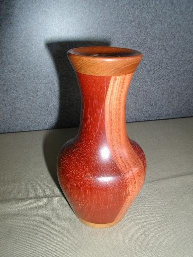 Bubinga/Cherry Vase - WAbc