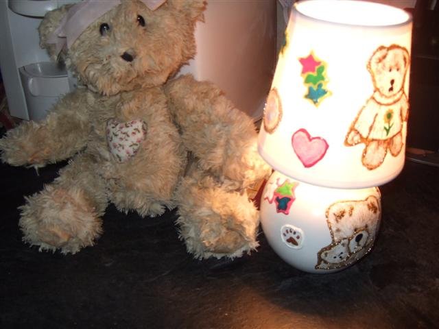 Handcrafted Boyd's Bear - Small Lamp 8" - 4Ubb