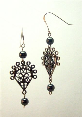 Fancy Filigree Earrings - UEff