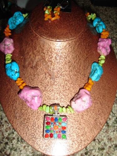 Multi-Colored Turquoise and Coral Necklace - CGmc