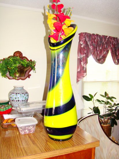 Yellow & Blue Hand-Blown Glass Vase - MXyv