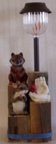 Squirrel, Racoon & Cardinal Birdfeeder Solar Light - CCsr