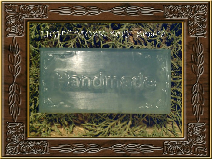 Light Musk Soy Soap - NElm