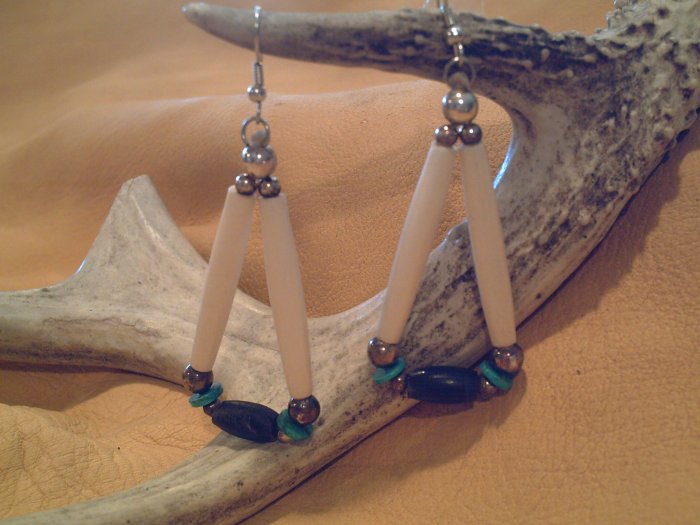 Echo Mesa Earrings - EMem