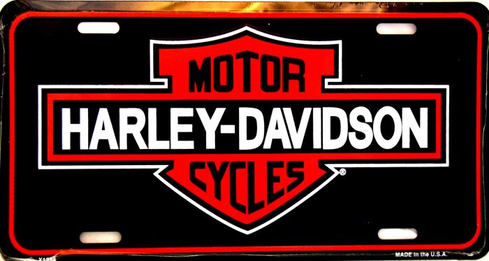 HARLEY DAVIDSON MOTORCYCLES VINTAGE BLACK LICENSE PLATES