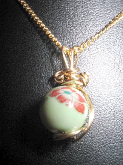 Gold Wire Sculpted Pendant