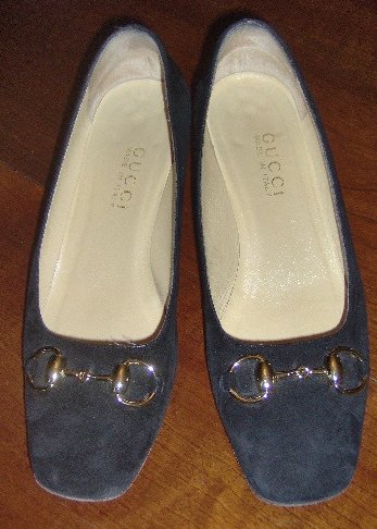 Gucci Black Suede Classic Pumps Size 8B