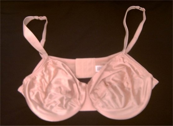 New nude bra 42C satin stretch
