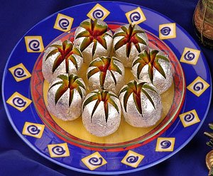 Kaju Ladoo