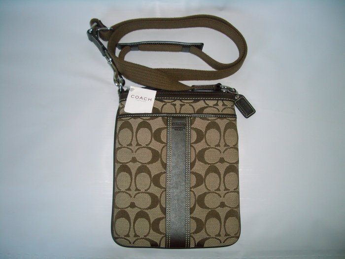 Coach Signature Swing Pack