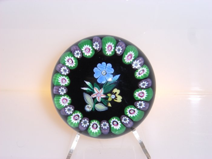 Signed Peter Holmes Traditional Lampwork Millefiori Paperweight