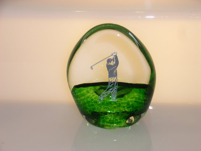 Scottish Borders Art Glass Golf Trophy / Paperweight