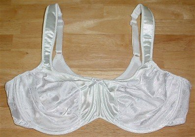 36C ~ Vanity Fair Cabernet Soft Cup Underwire White Bra #R246 36 C