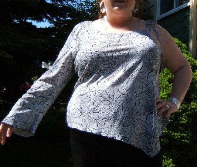 Very special one-sleeve stretchy shirt - 3X