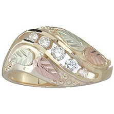 Black Hills Gold Ring Ladies 5 Diamond .23 TDW