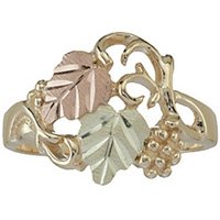Black Hills Gold Ring Ladies 2 Leaves Fancy Vines Grapes