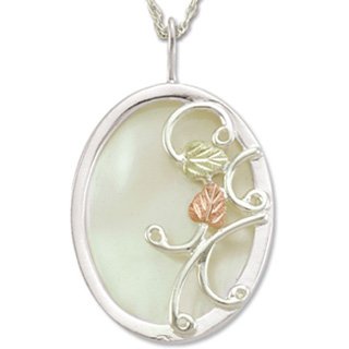 Black Hills Gold Mother Of Pearl Sterling Silver Oval Necklace