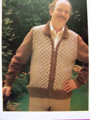 Knitting Pattern For Zip Up The Back Hooded Baby Sweat
er